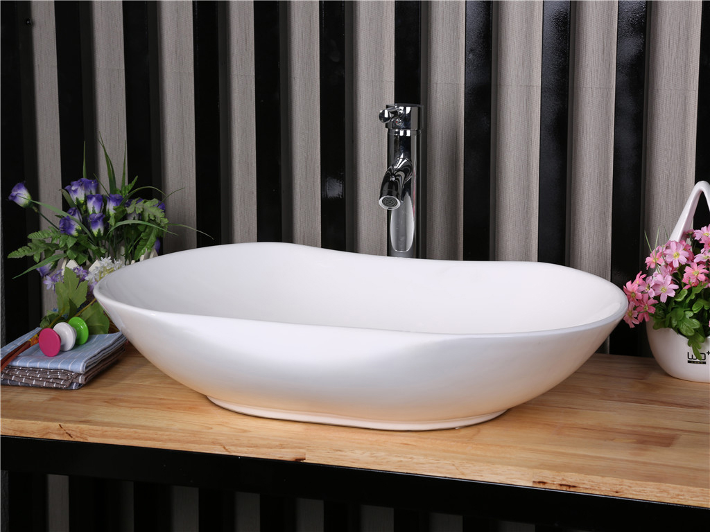 Душевой уголок Gutewetter Guwer GK-664R 80x80 (золото металлик/стекло матовое) фото 5 душевой уголок gutewetter guwer gk-664r 80x80 (золото металлик/стекло матовое) фото 5