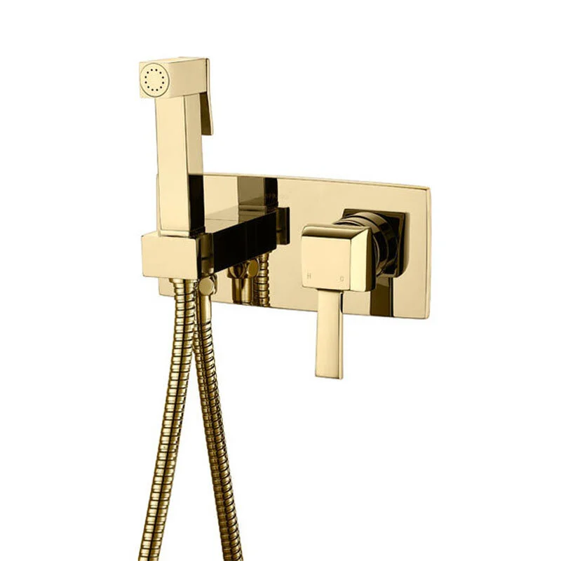 смеситель с гигиеническим душем caprigo diamante 50-130-oro золото