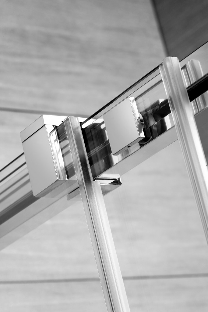 Душевой уголок Gutewetter Slide Rectan GK-863A 160x70 (бронза) фото 5 душевой уголок gutewetter slide rectan gk-863a 160x70 (бронза) фото 5